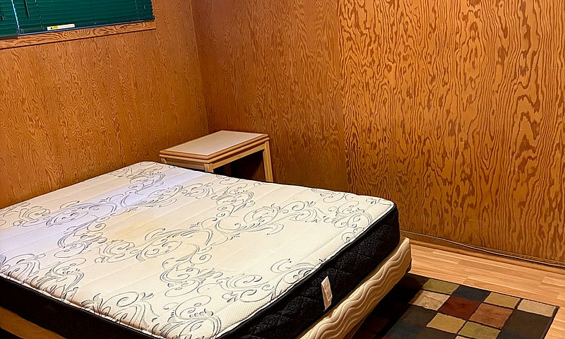 One Bed Furnished Ba...