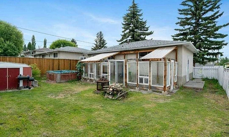 Legal 2 Bedroom Base...