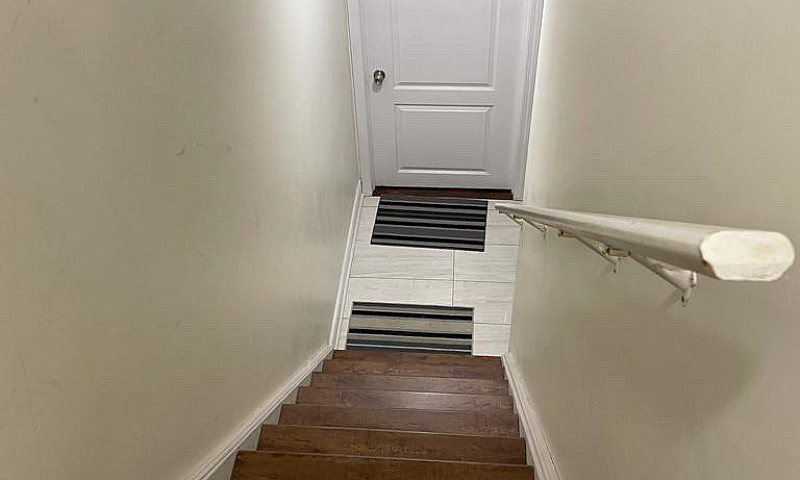 2 Bedroom Basement N...
