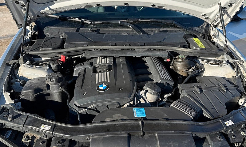 2011 Bmw 3 Series 4D...