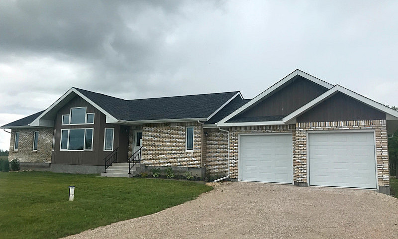 House And Acreage Fo...