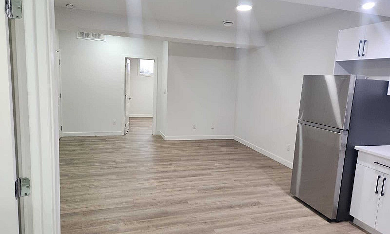 Brand New 1 Bed 1 Ba...