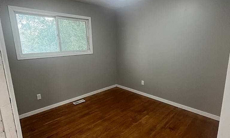 House For Rent ...