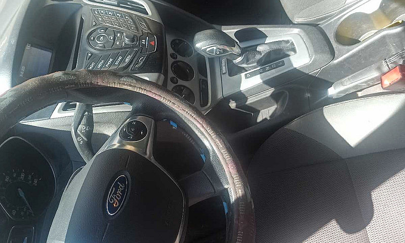 2014 Ford Focus Saft...