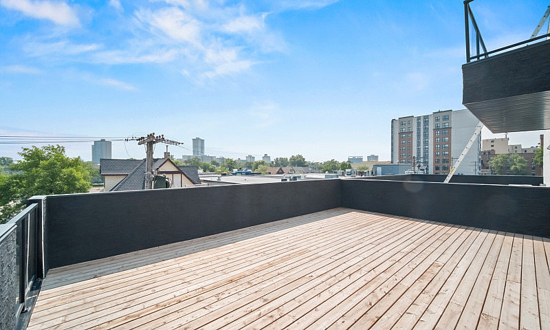 Luxury 2 Bedroom Apa...