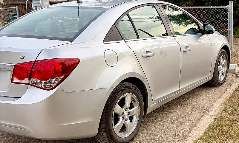  2012 Chevrolet Cruz...