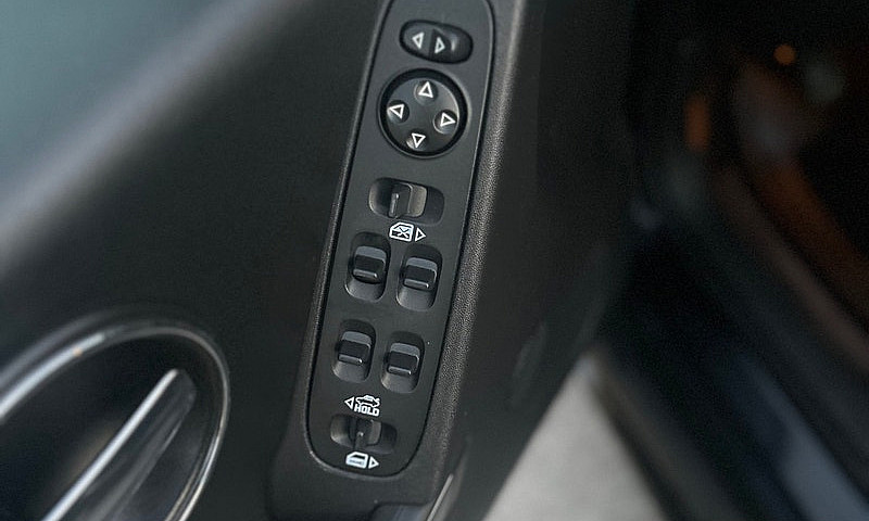 2006 Pontiac, Grand...