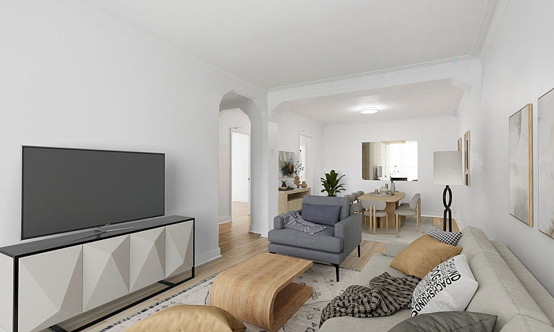 7- 1/2 Apartment...