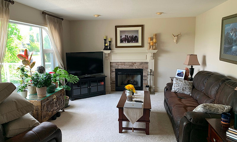 57 Archer Dr Red Dee...