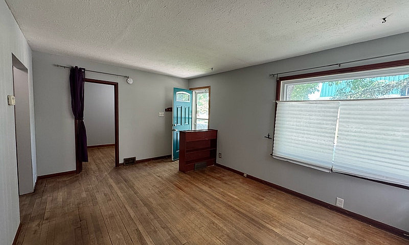 **2Bed 1Bath House F...