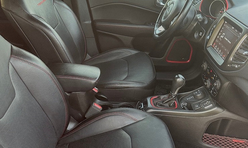 2020 Jeep Compass...