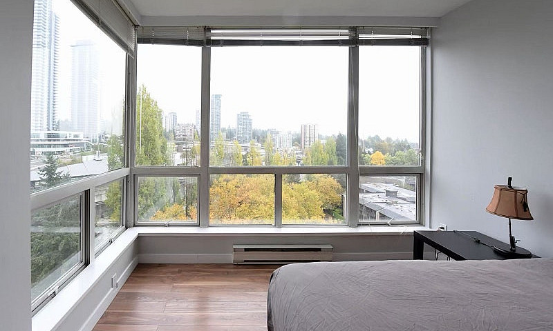 Master Bedroom Near ...
