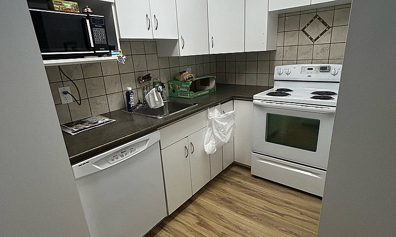 Sublet Apartment ...