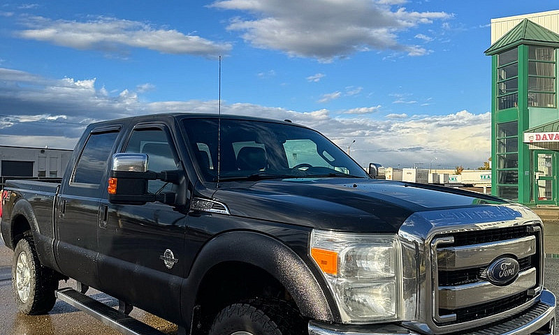 2014 Ford F-350 Lari...