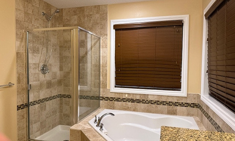 5 Br, 3.5 Bath, Hous...