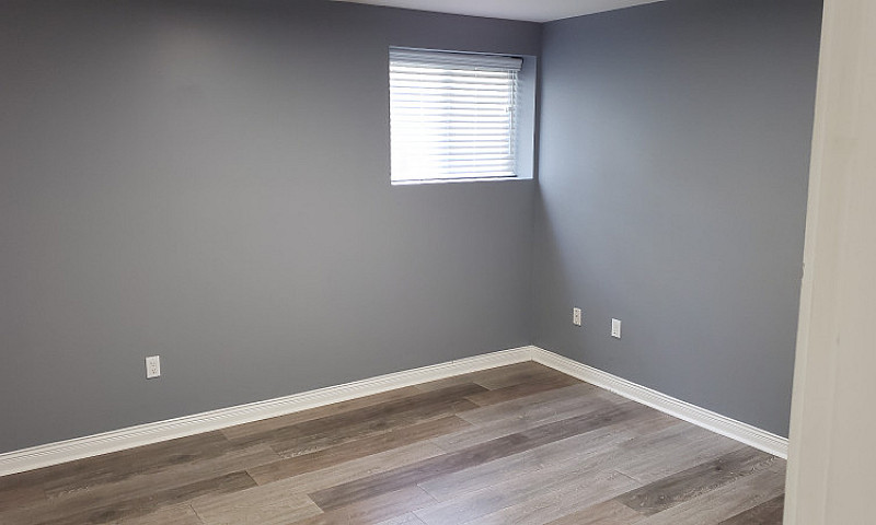 2 Bedroom Basement S...