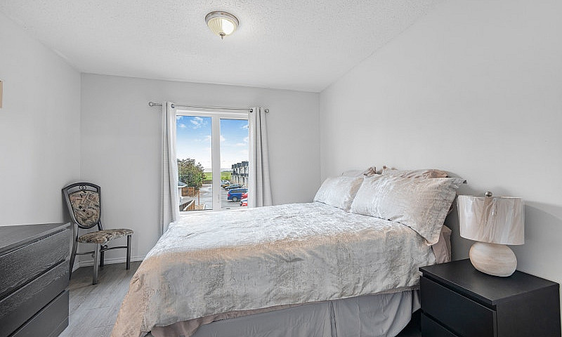 2 Bedroom Condo In S...