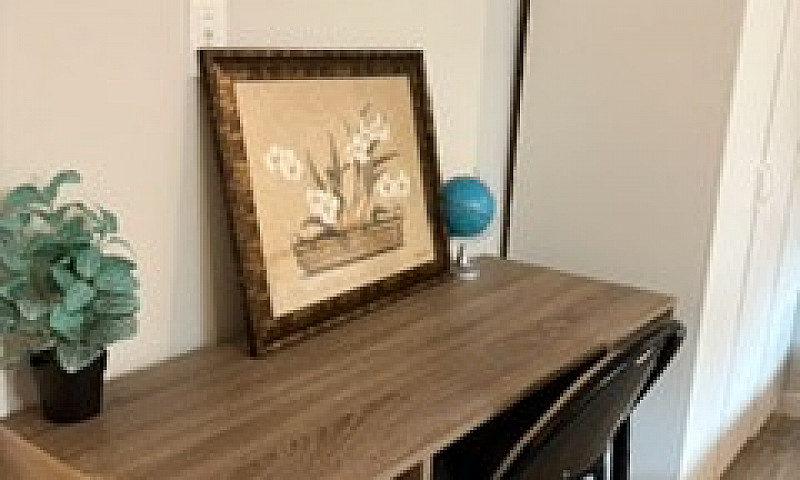 Quiet Linden Woods S...
