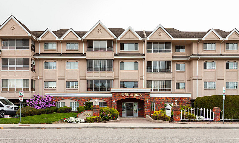 2B/2B Condo In The M...