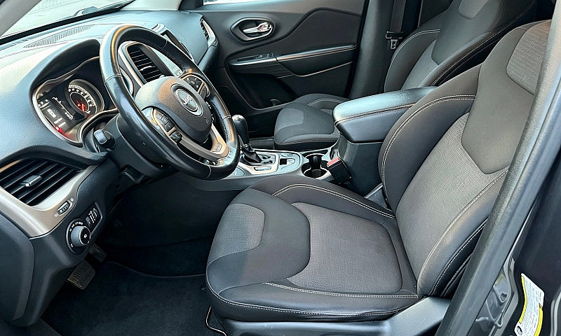 2015 Jeep Cherokee...