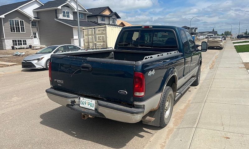 1999 Ford F-250...