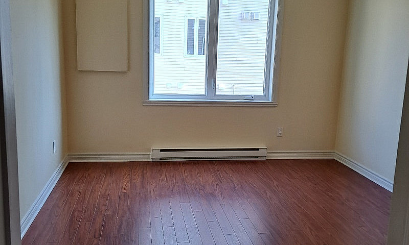 Condo 4 1/2 Secteur ...