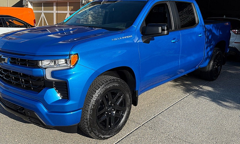 2025 Silverado Rst 5...