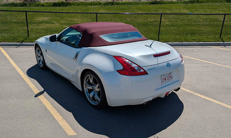 2010 Nissan 370Z Roa...