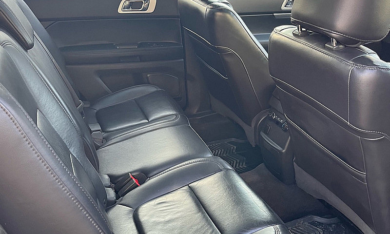 Ford Explorer Xlt 20...