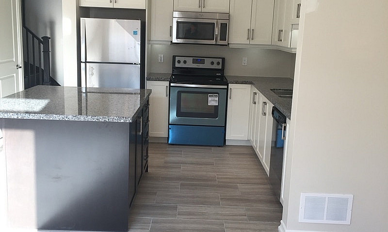 Stunning Townhome Fo...