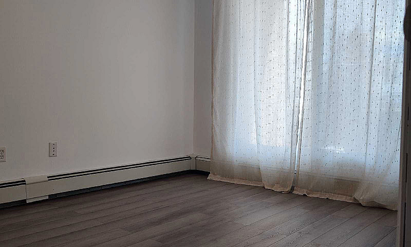 2 Bedroom Apartment ...