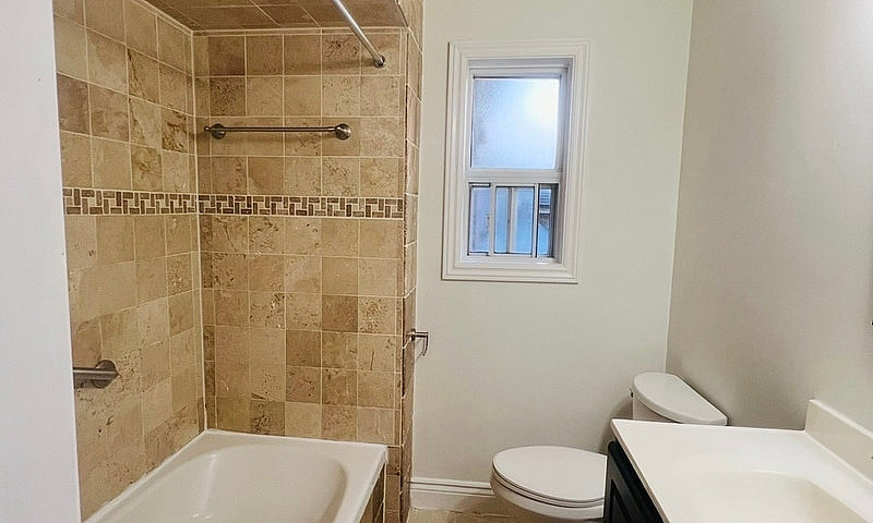 3 Bedrooms Bungalow ...