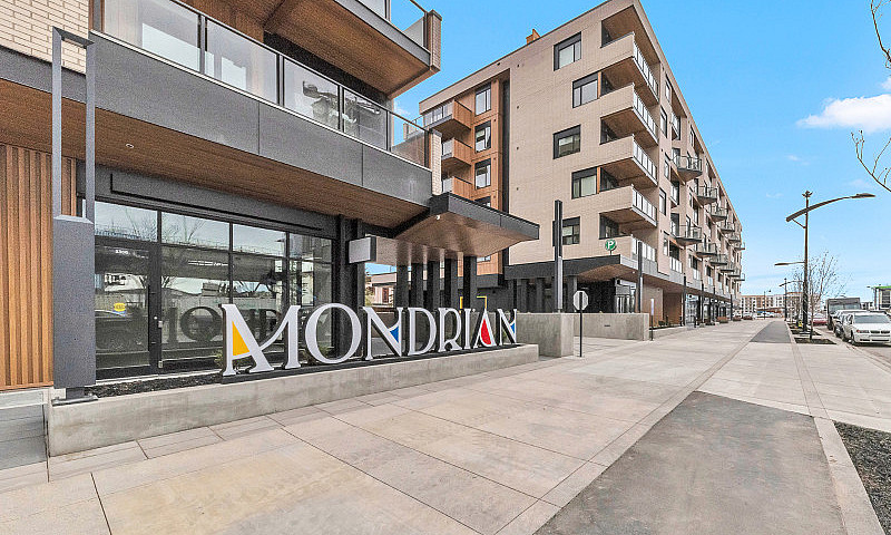 Modern 2 Bed, 1 Bath...