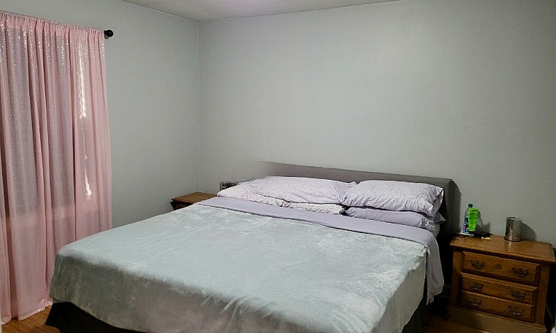 3Bdrm. Large Main Fl...