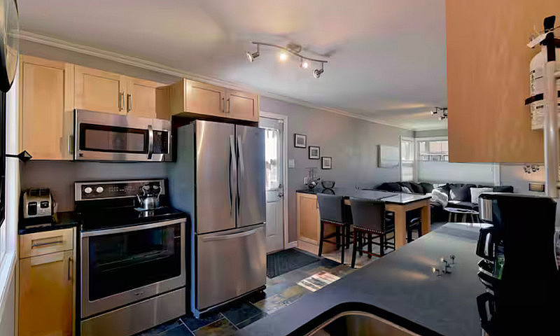 3 Bedroom Bungalow H...