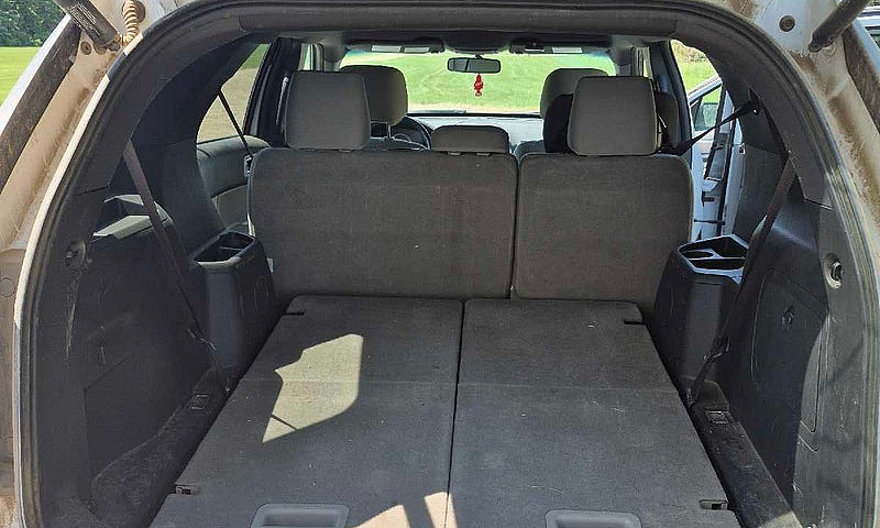 2013 Ford Explorer...