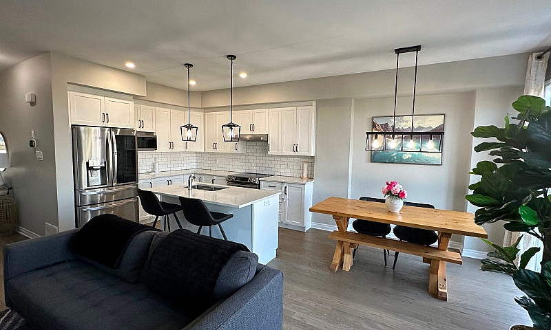 Beautiful 3Bedroom E...