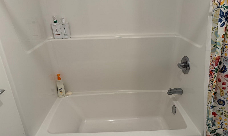 Sublet Apartment - T...