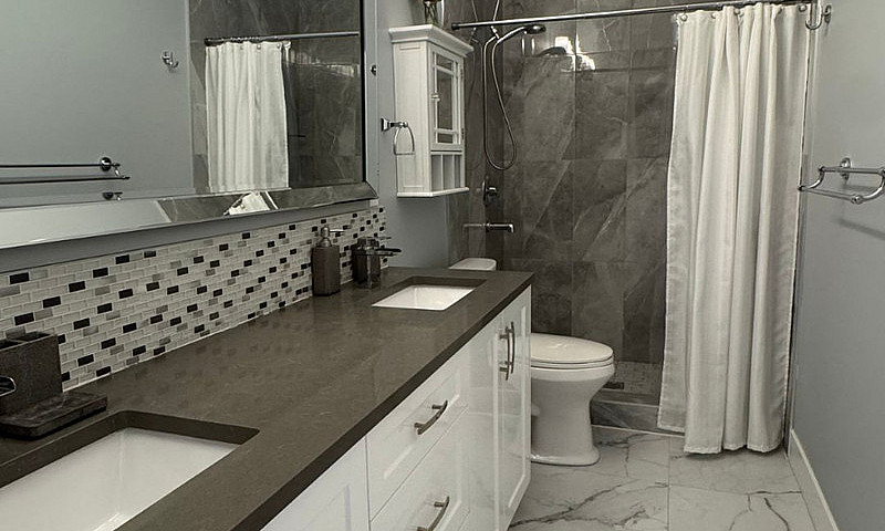 Modern Coach-House (...