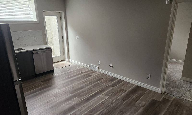 2 Beds, 1 Bath Basem...