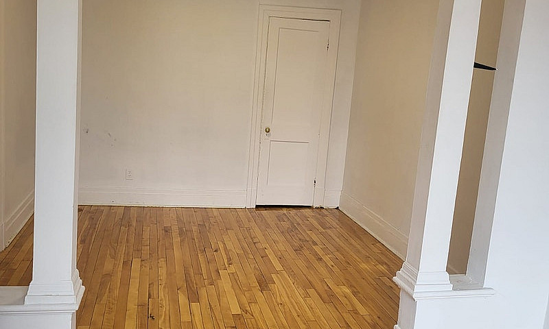 Grand 5½ À Louer – 4...