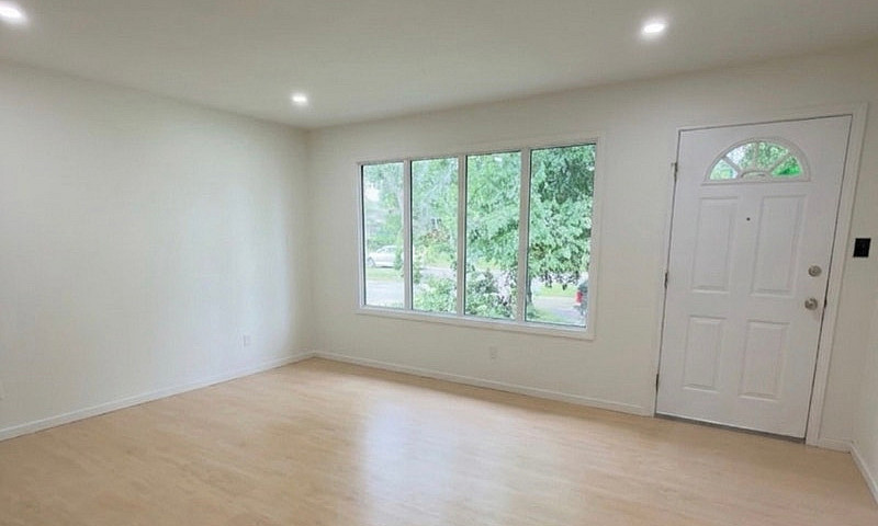 4 Bedroom 2 Bathroom...