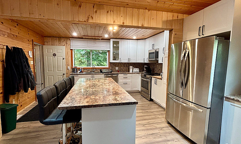 10 Donegal Bay, Bela...