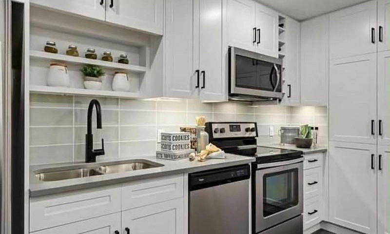 2 Bed 2 Bath Apartme...