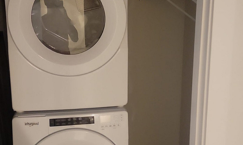 Beautiful 2 Bedroom ...
