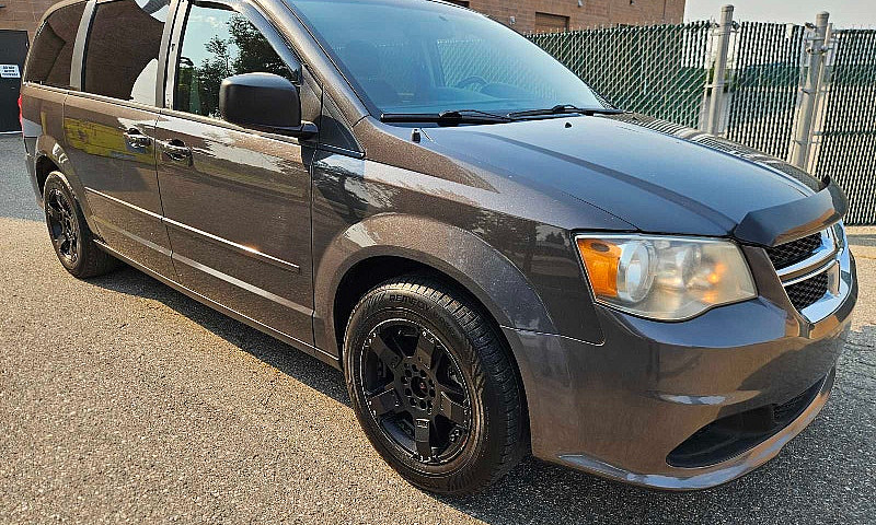 2016 Dodge Grand Car...