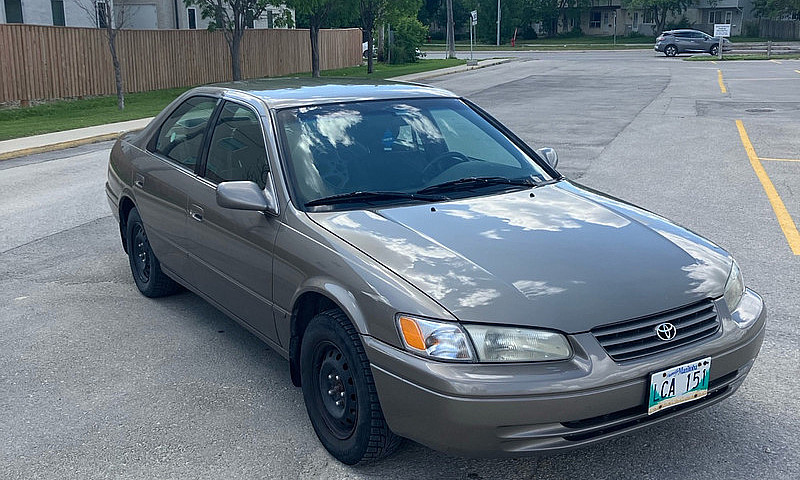 1999 Toyota Camry Le...