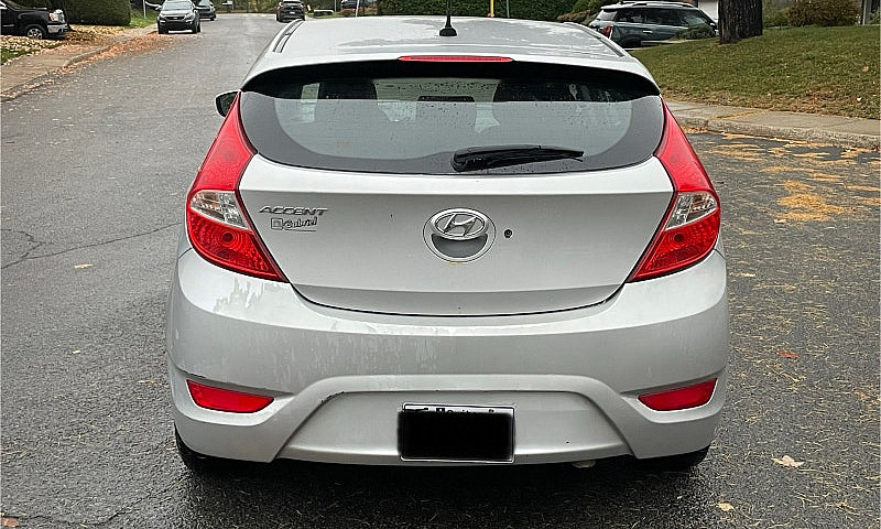 Hyundai Accent 2014...
