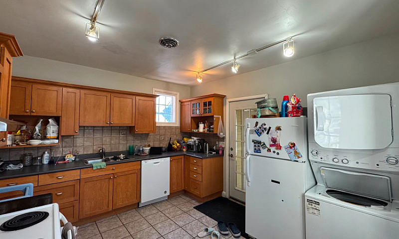 **2 Bed 1 Bath Duple...