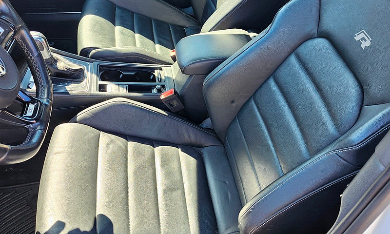 2016 Volkswagen Golf...